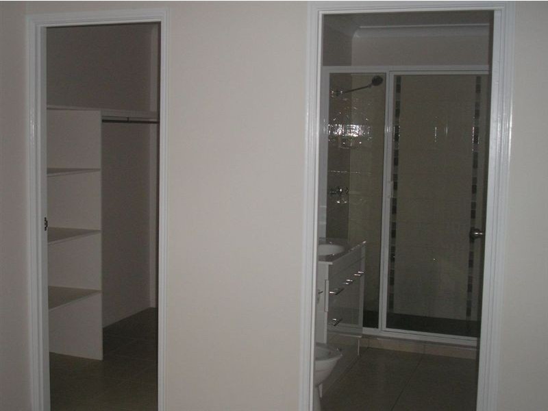 5 Anna Meares, Gracemere QLD 4702