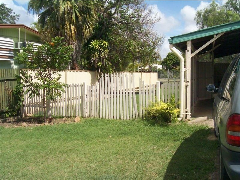 1/5 Jones Street, Parkhurst QLD 4702