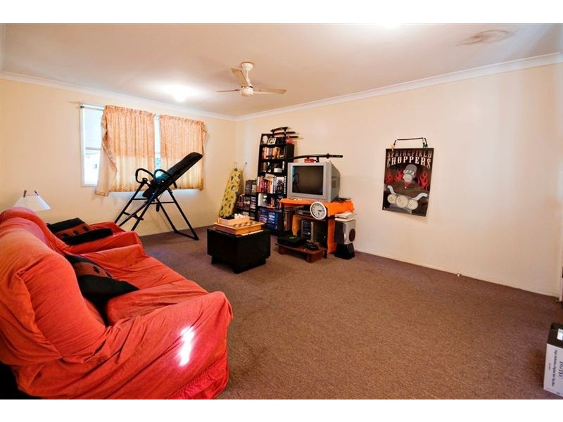 6 McMurtie Street, Kawana QLD 4701