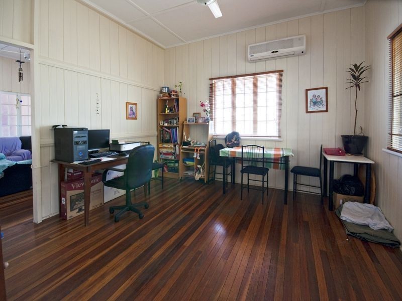 7 Tomkins Street, Berserker QLD 4701