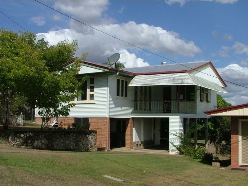13 Bowen Terrace, The Range QLD 4700