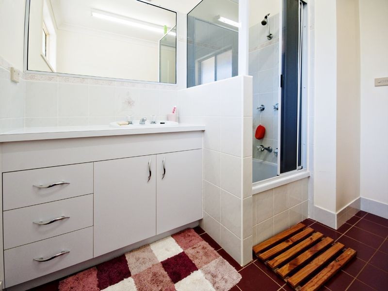 93 Emmerson Drive, Glenlee QLD 4711