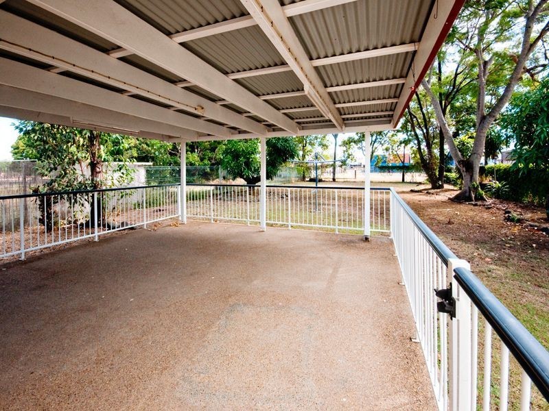 7 Thomasson Street, Park Avenue QLD 4701