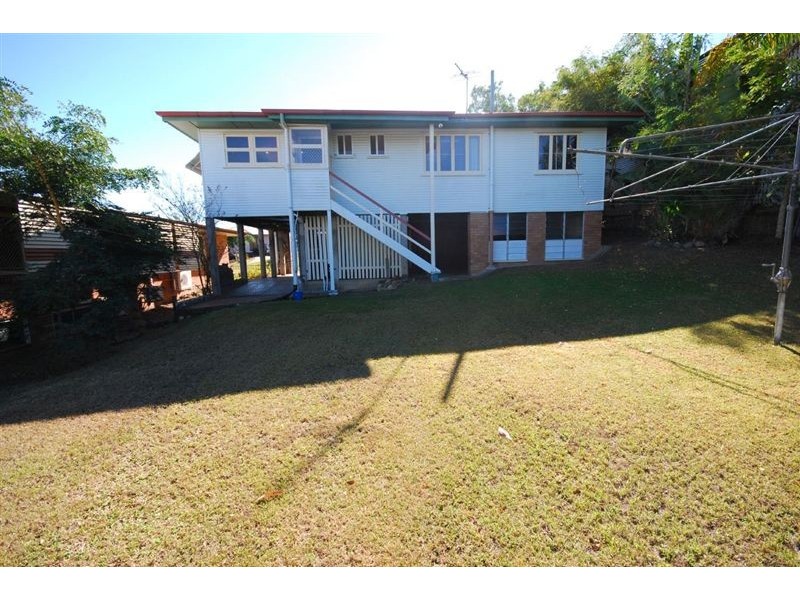 13 Bowen Terrace, The Range QLD 4700