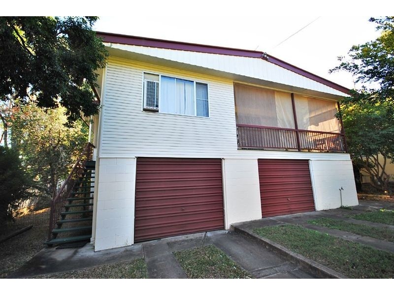 393 Philp Avenue, Frenchville QLD 4701