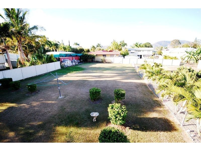 34 Twigg Street, Park Avenue QLD 4701