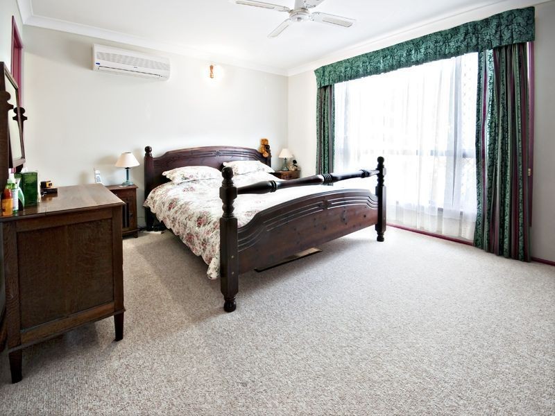 10 Hinton Street, Koongal QLD 4701