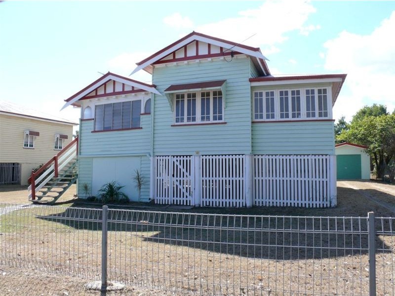 69 Livingstone Street, Berserker QLD 4701