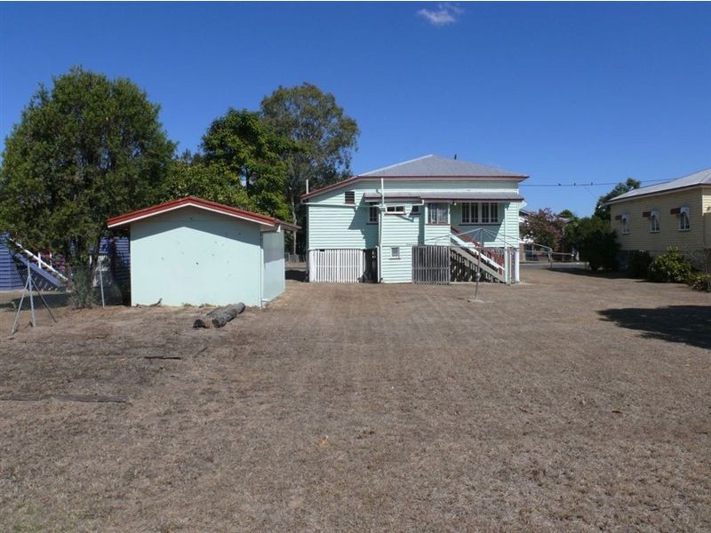 69 Livingstone Street, Berserker QLD 4701