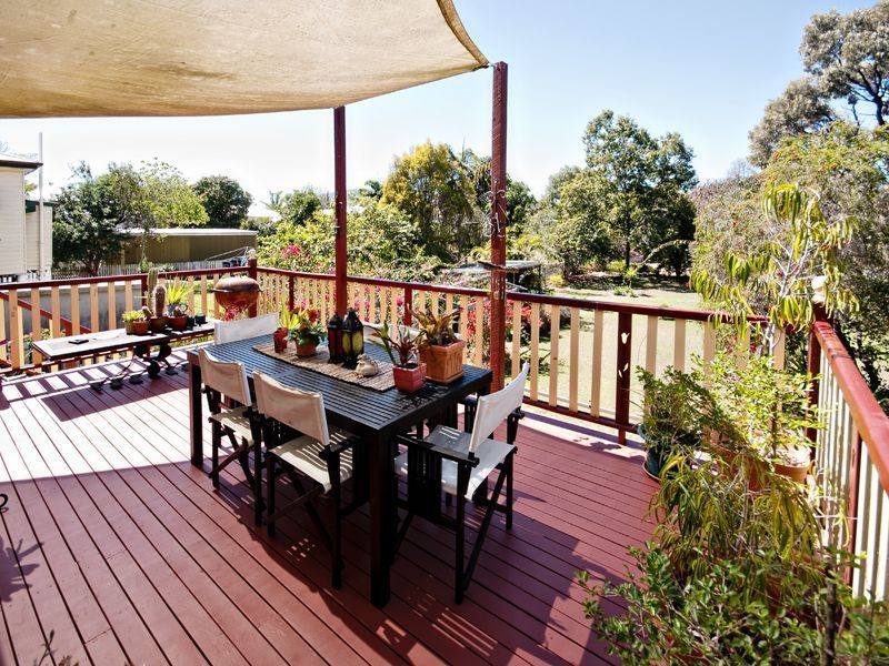 98 Randwick Street, Berserker QLD 4701