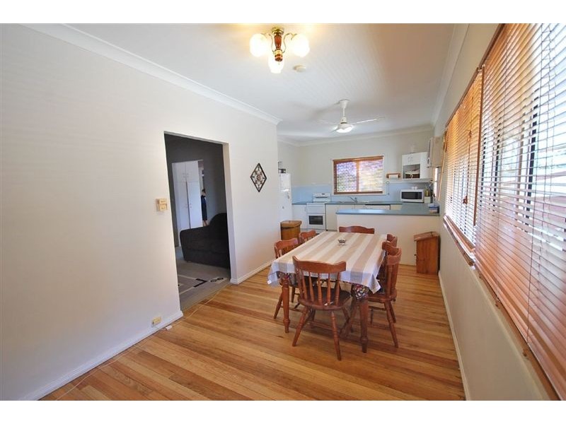 20 Parris Street, Park Avenue QLD 4701