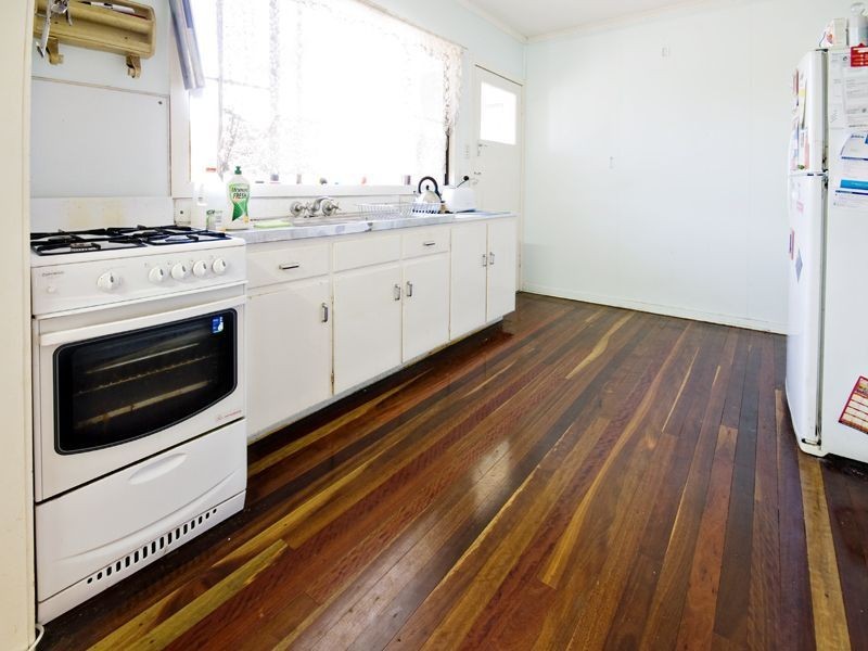 61 Alexandra Street, Park Avenue QLD 4701