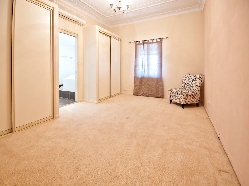 126 Quarry Street, The Range QLD 4700