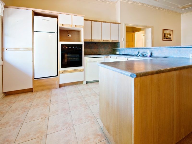 126 Quarry Street, The Range QLD 4700