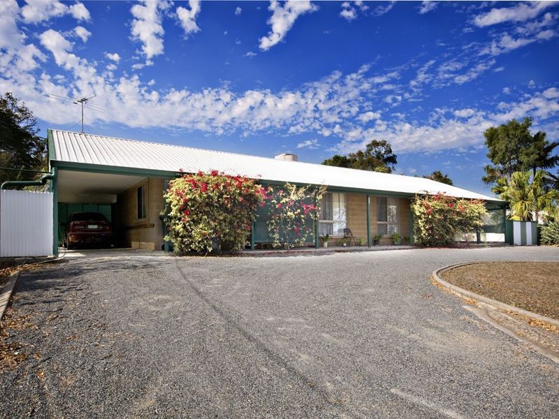 27 Belmont Road, Parkhurst QLD 4702