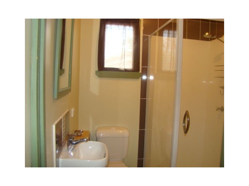 232 Elphinstone Street, Koongal QLD 4701