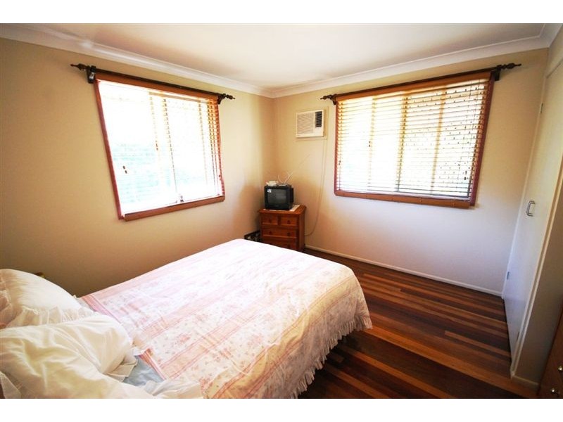 79 Buzacott Street, Park Avenue QLD 4701