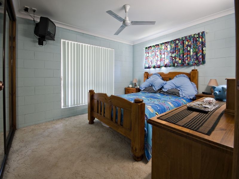 64 Swadling Avenue, Glenlee QLD 4711