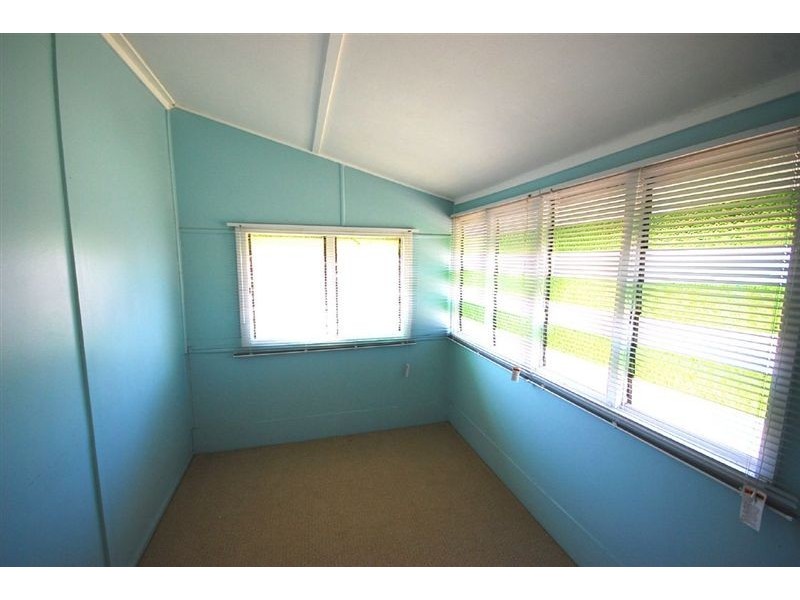 17 Dean Street, Berserker QLD 4701
