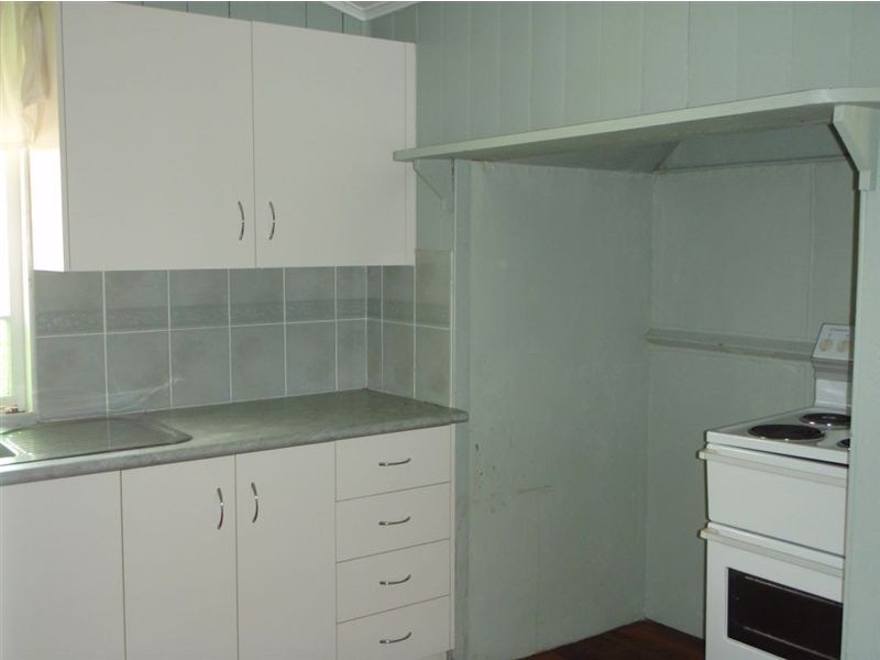 40 Edward Street, Berserker QLD 4701