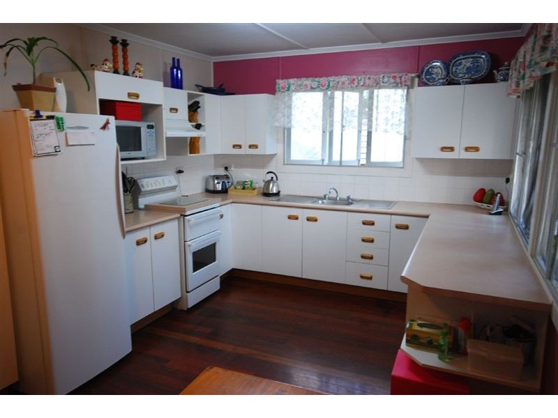 186 Mason Street, Berserker QLD 4701