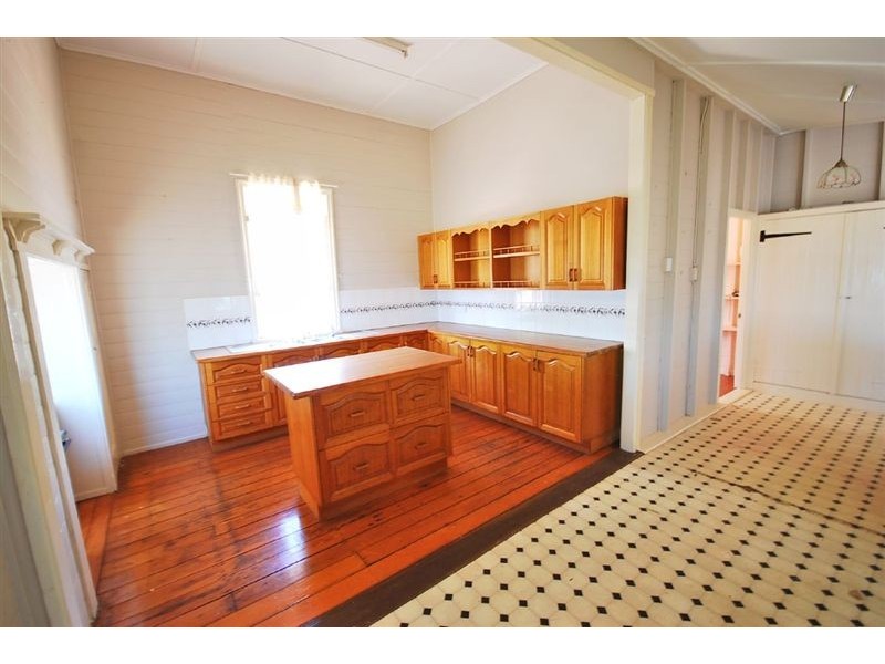 128 Lucas Street, Gracemere QLD 4702