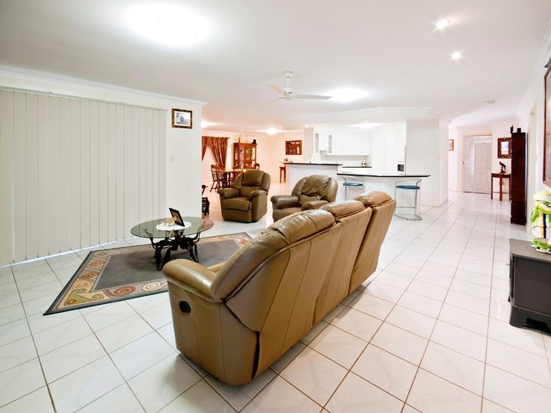 29 Mark Acton Close, Rockyview QLD 4701