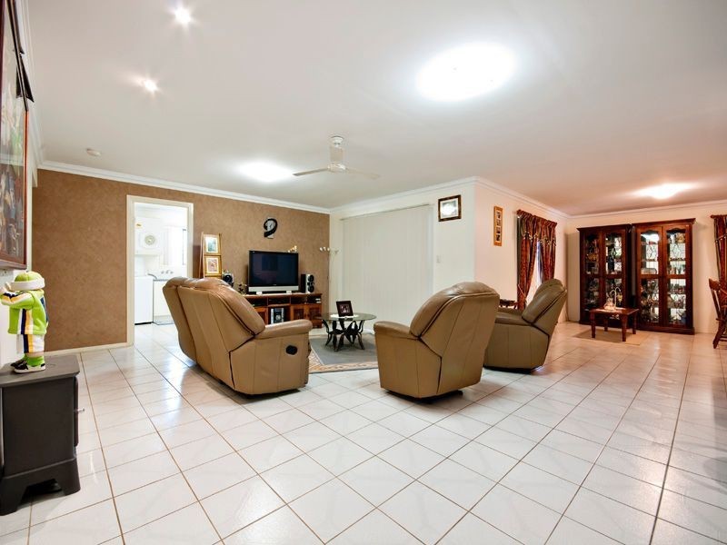 29 Mark Acton Close, Rockyview QLD 4701