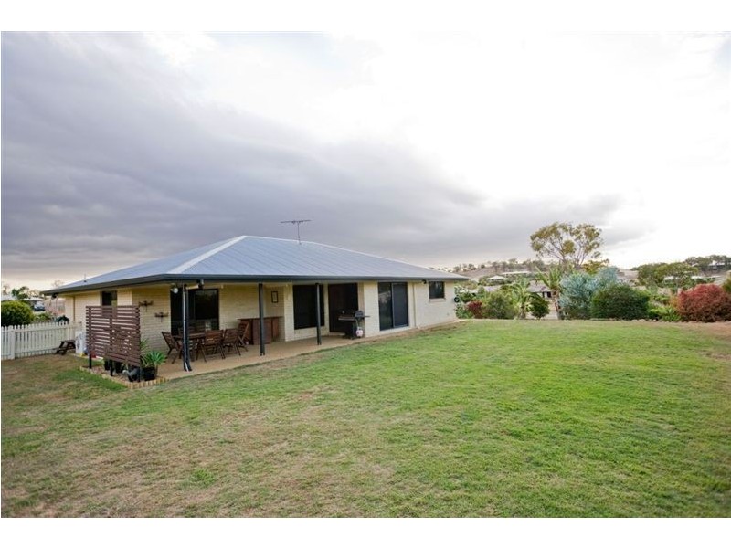 9 Maddison Avenue, Rockyview QLD 4701