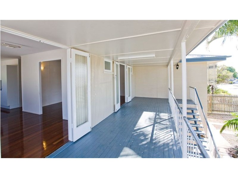 228 Richardson Road, Park Avenue QLD 4701