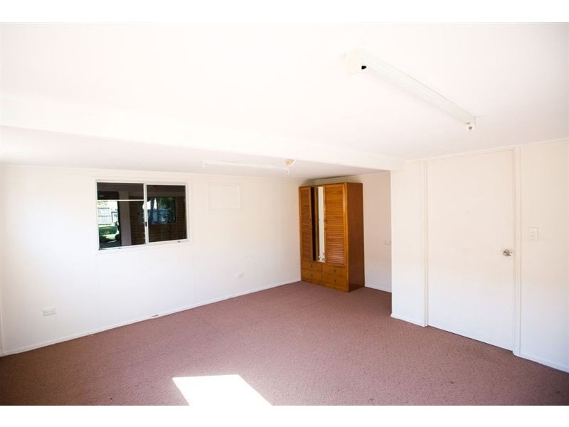 228 Richardson Road, Park Avenue QLD 4701