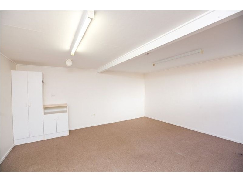 228 Richardson Road, Park Avenue QLD 4701