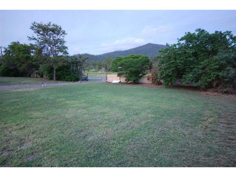 69 Emu Park Road, Lakes Creek QLD 4701