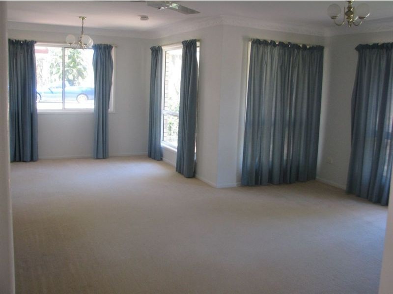 84 Bryant Street, Koongal QLD 4701