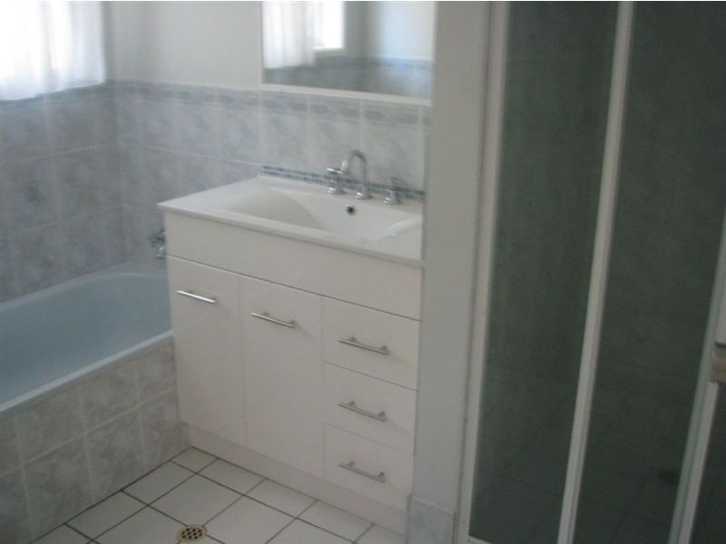 84 Bryant Street, Koongal QLD 4701