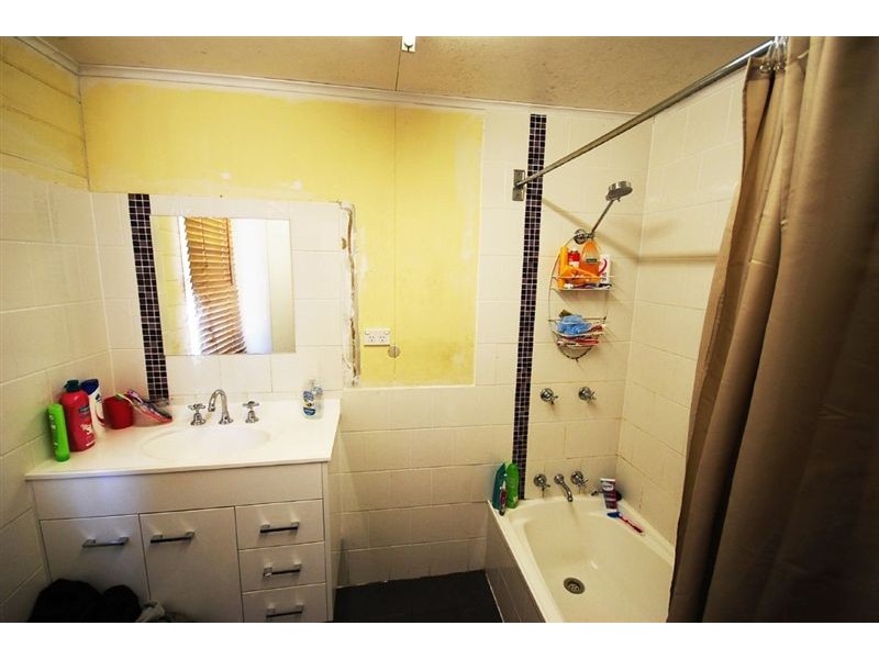 28 Macaree Street, Berserker QLD 4701