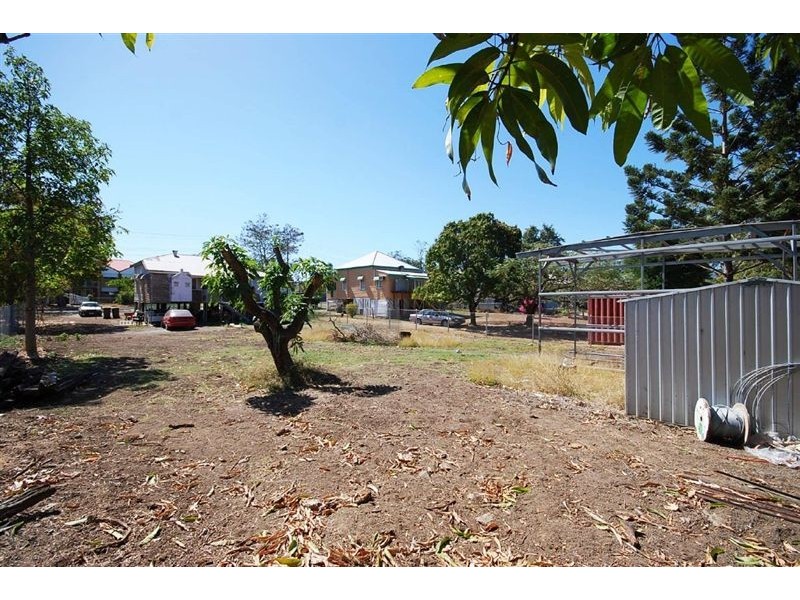 28 Macaree Street, Berserker QLD 4701