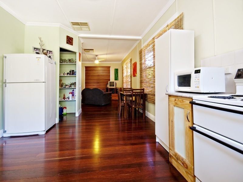 125 Rundle Street, Wandal QLD 4700