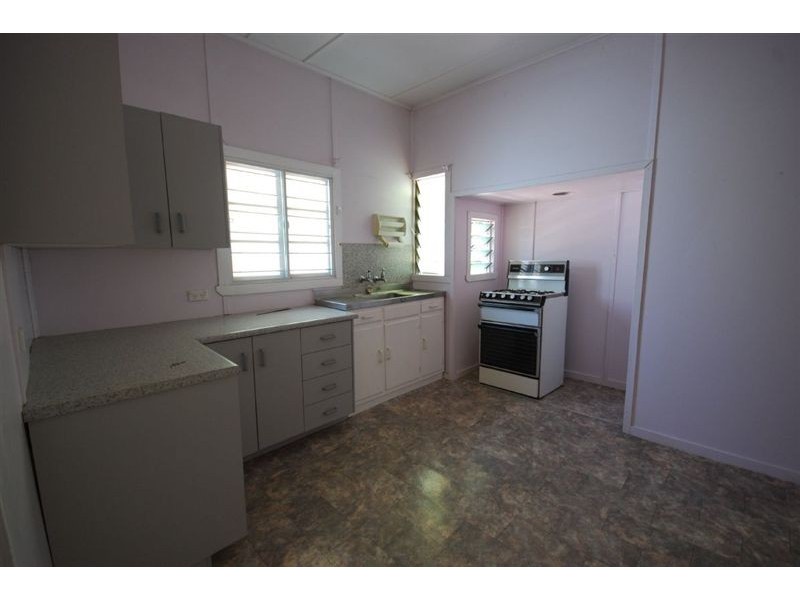 3 McKelligett Street, Wandal QLD 4700