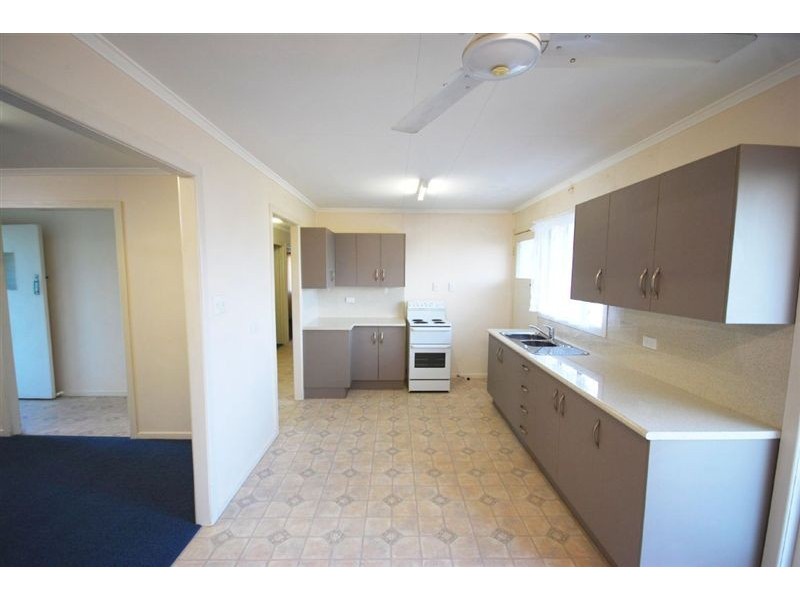 162 Cruikshank, Berserker QLD 4701