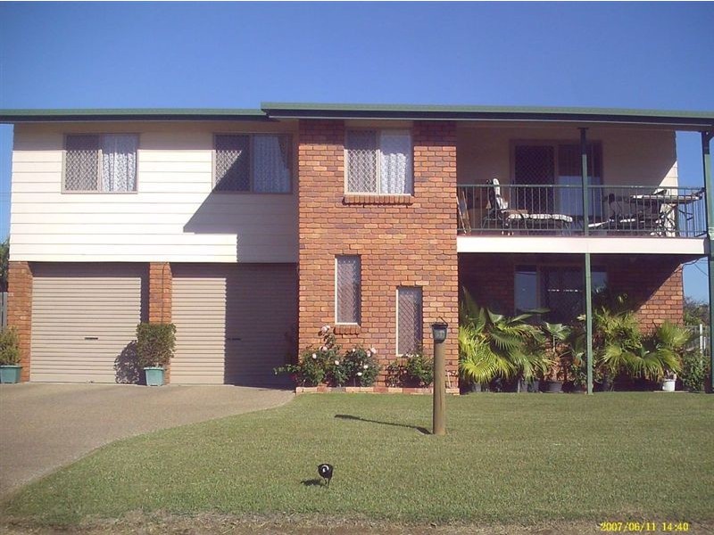 10 Bean Avenue, Parkhurst QLD 4702