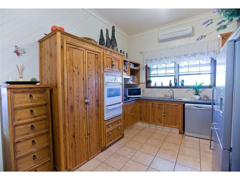 208 William Street, Allenstown QLD 4700