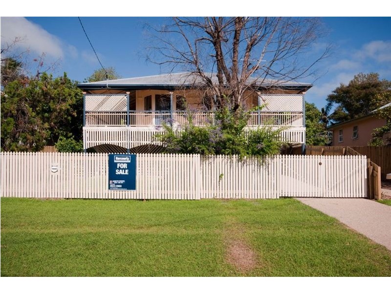 33 Woodville Street, Wandal QLD 4700