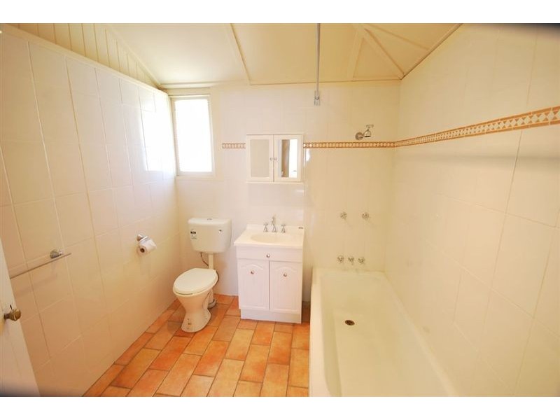 9 Penlington Street, The Range QLD 4700
