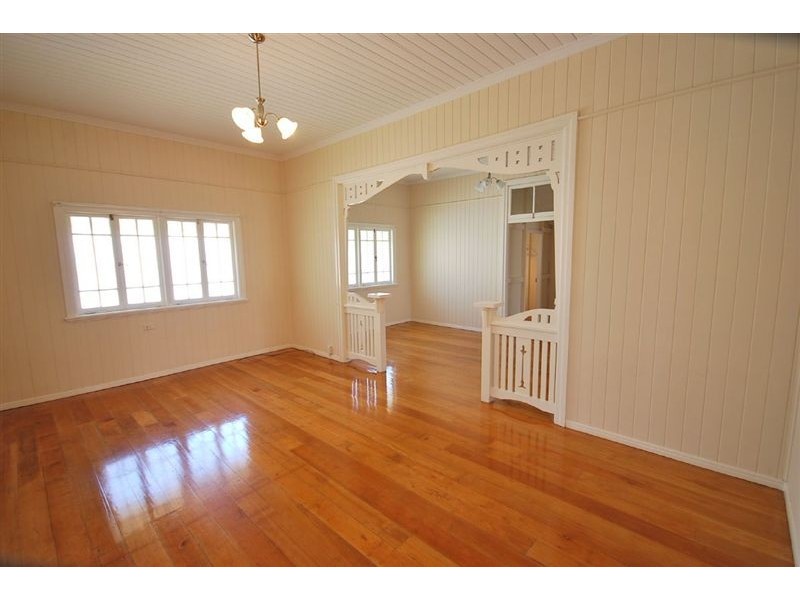 9 Penlington Street, The Range QLD 4700
