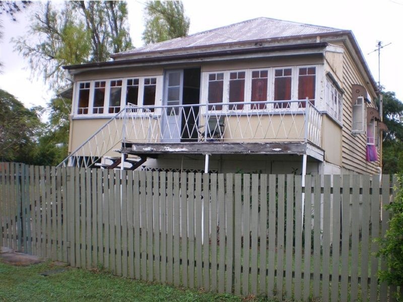 319 Bolsover Street, Rockhampton QLD 4700