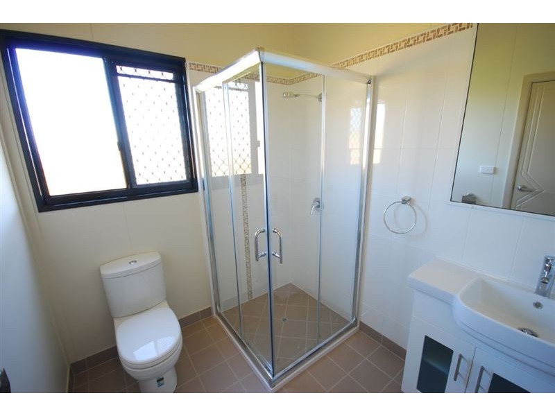 2 Mitchell Court, Gracemere QLD 4702