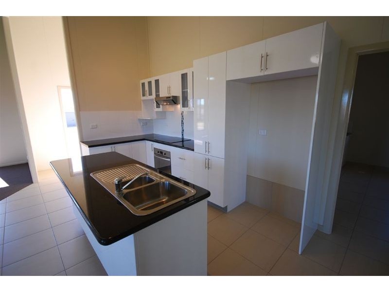 2 Mitchell Court, Gracemere QLD 4702