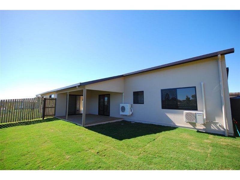 2 Mitchell Court, Gracemere QLD 4702
