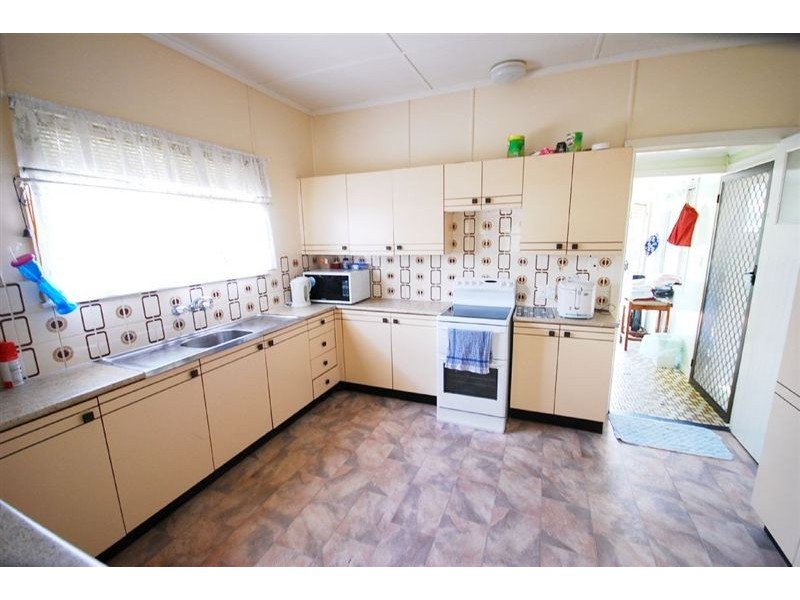 112 Stewart Street, Frenchville QLD 4701